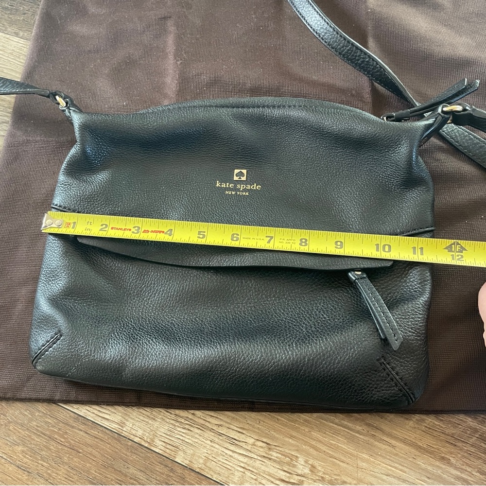 Kate Spade black leather crossbody purse - Picture 6 of 9